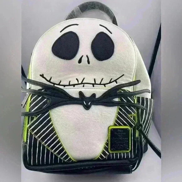 Loungefly Disney Nightmare Before Christmas Jack Skellington with wallet - Picture 3 of 10
